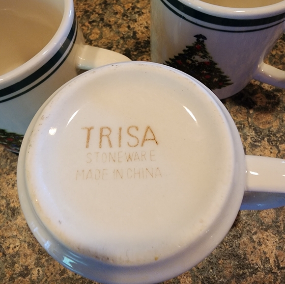 Trisa Stoneware Christmas Tree Coffee Cups, Set of 3 - Picture 5 of 6